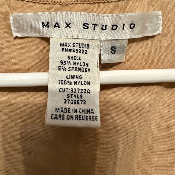 Max Studio Tan Nylon & Black Lace Top Small - Picture 3 of 4